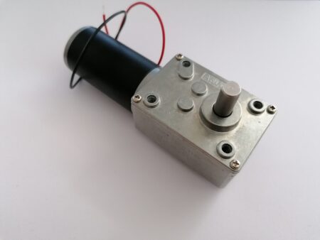 Elektrimootor 12V reduktoriga 35rpm M5908291600495 3 scaled – 2 – Tööriistad24