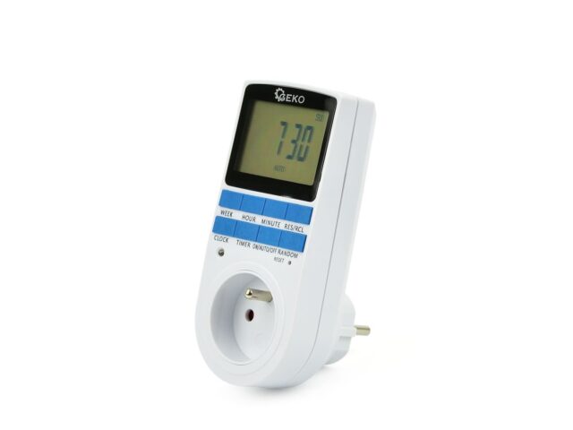Programeeritav taimer 220V - sisse/välja lüliti LCD